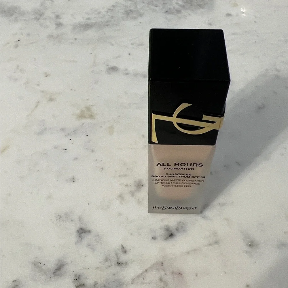 Yves Saint Laurent yves saint